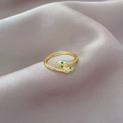 Snake design Green Eyes Ring