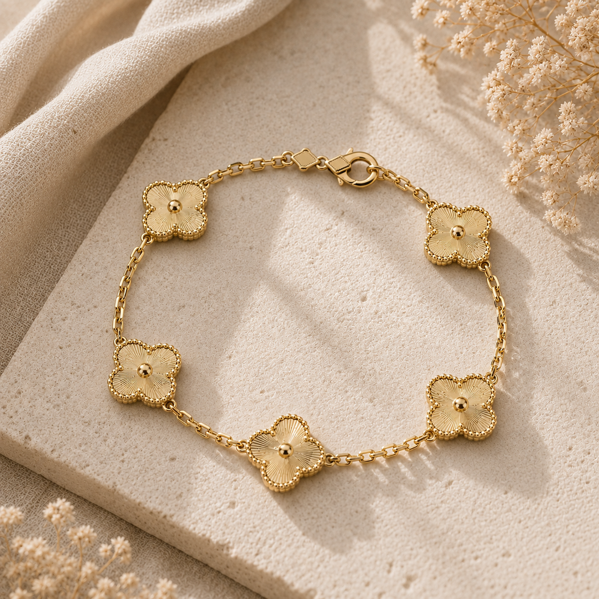 Livia - Pulsera estilo VnCleef